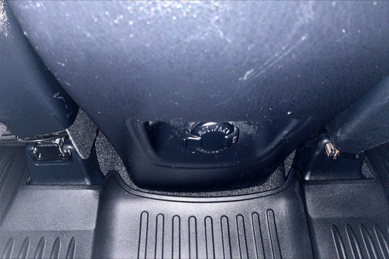Used 2016 Toyota RAV4 LE AWD/4WD image 31