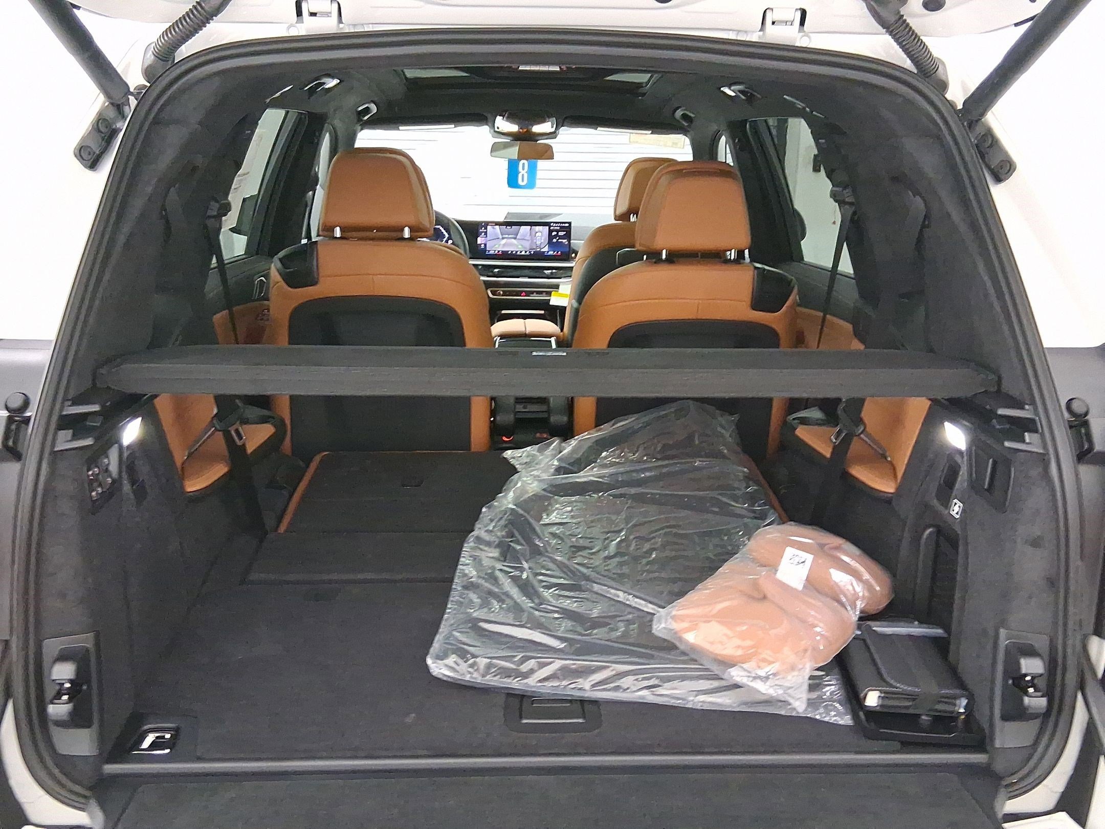 New 2026 BMW X7 xDrive40i w/ M Sport Package image 29
