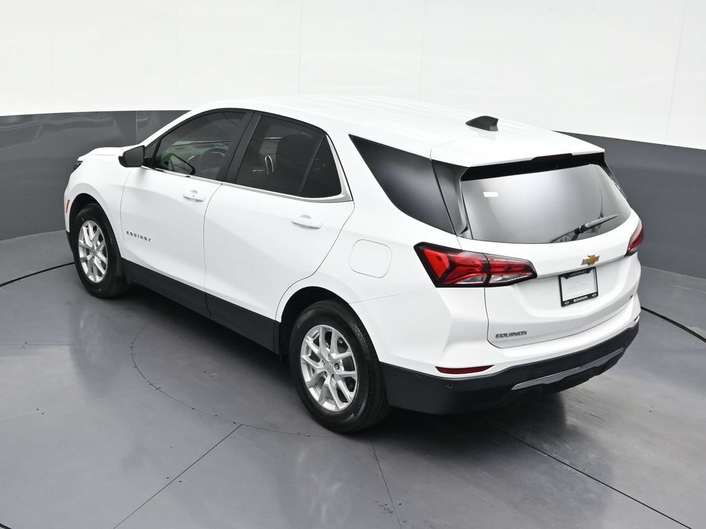 Used 2024 Chevrolet Equinox LT FWD image 17