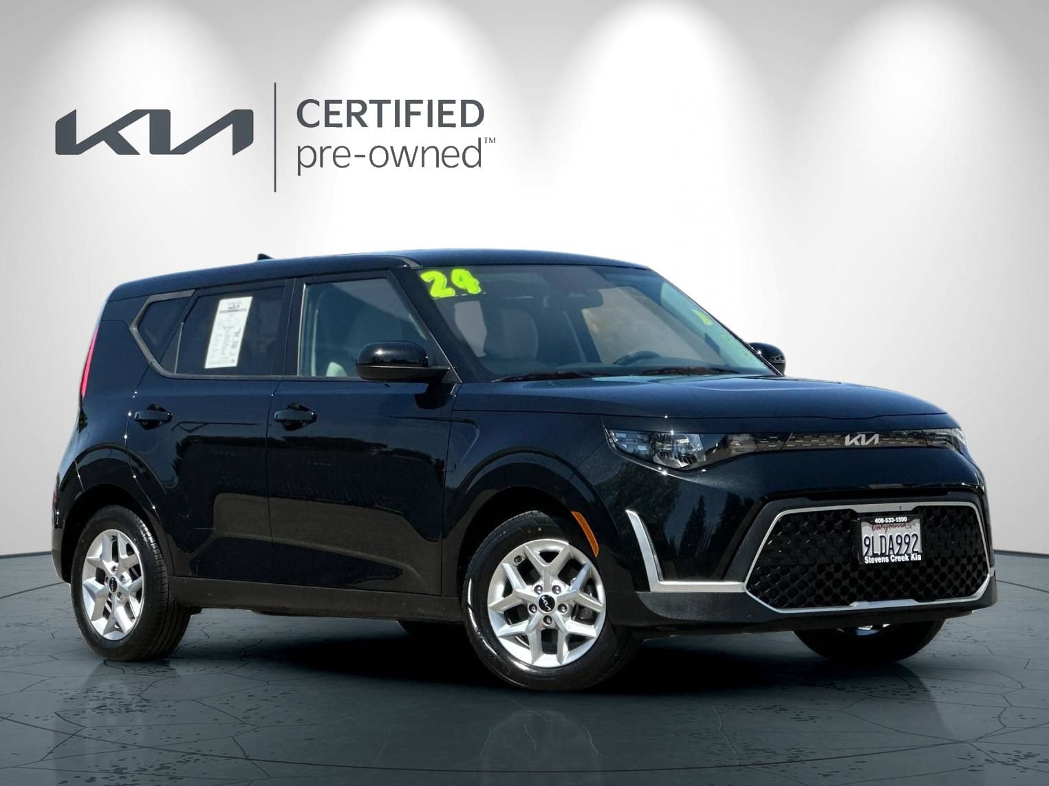 Certified 2024 Kia Soul LX w/ Option Group 015 FWD image 2