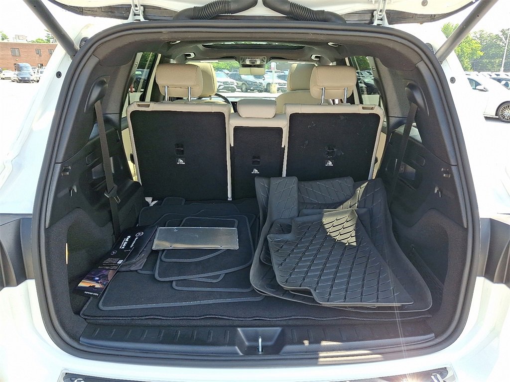 Certified 2025 Mercedes-Benz GLB 250 4MATIC image 27