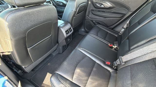 Used 2024 GMC Terrain SLT image 24