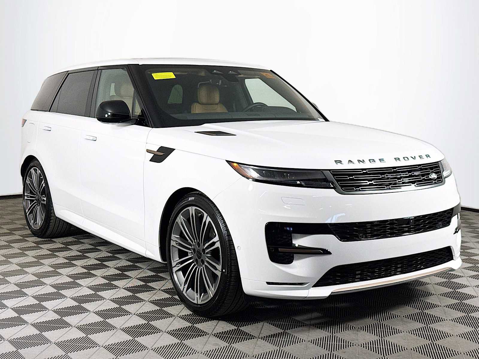 New 2026 Land Rover Range Rover Sport Dynamic SE AWD/4WD image 3