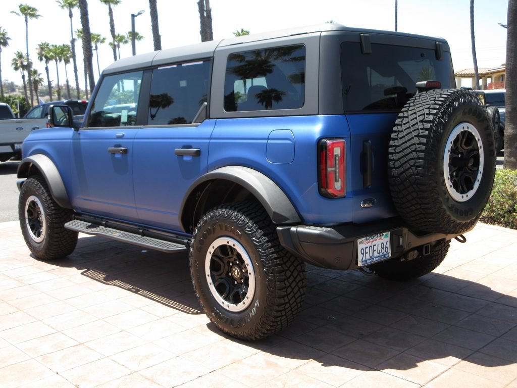 Certified 2023 Ford Bronco Badlands w/ Sasquatch Package AWD/4WD image 2