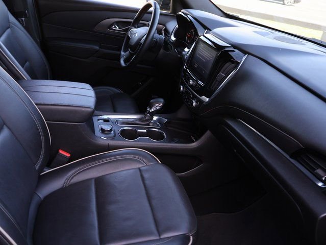 Certified 2023 Chevrolet Traverse Premier w/ Redline Edition image 13