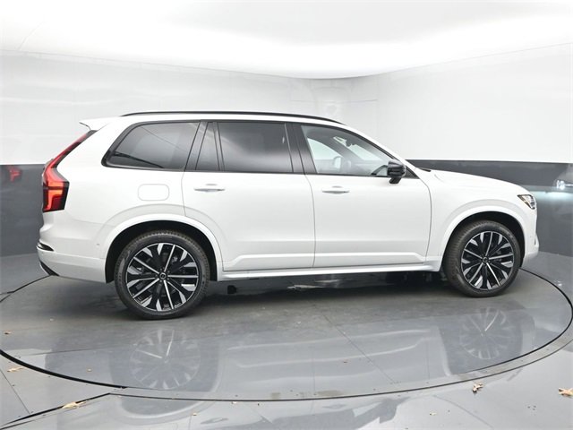 New 2026 Volvo XC90 B6 Ultra w/ Protection Package Premier image 8