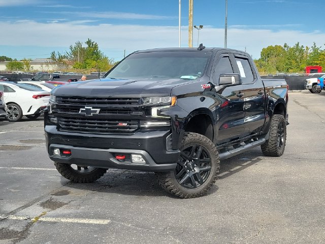 Used 2022 Chevrolet Silverado 1500 LT Trail Boss w/ LT Trail Boss Premium Package AWD/4WD image 1