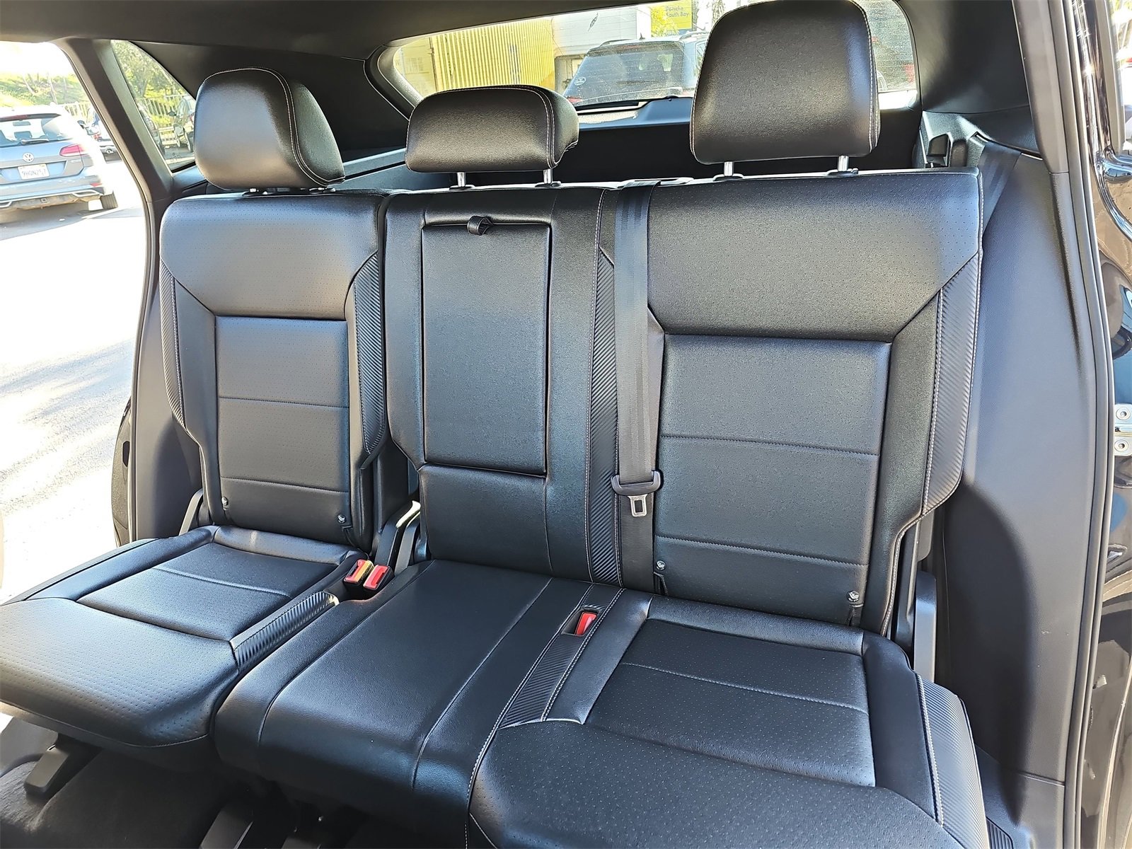 Used 2021 Volkswagen Atlas Cross Sport SE w/ Panoramic Sunroof Package image 14