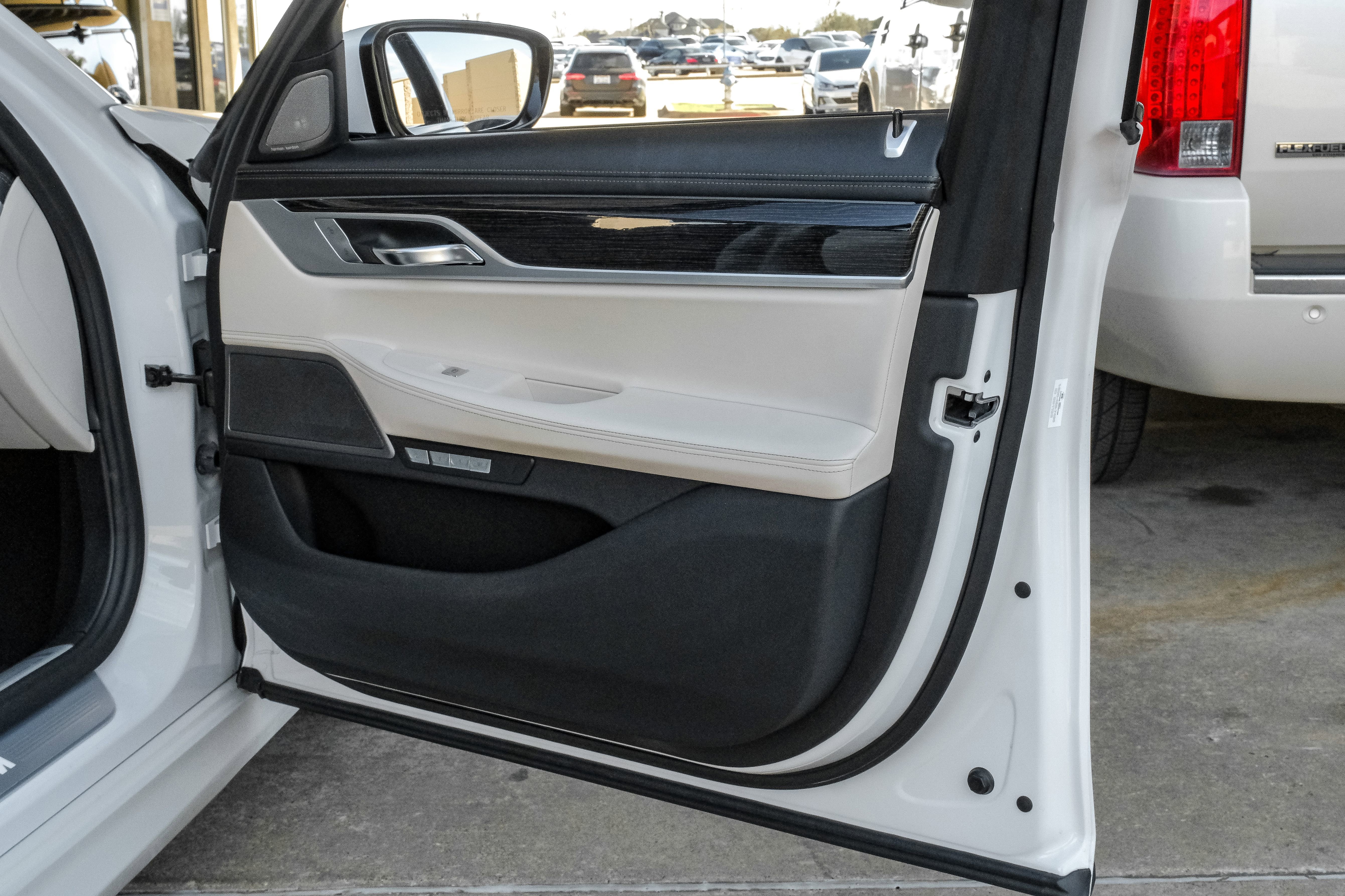 Used 2018 BMW 750i 750i image 48