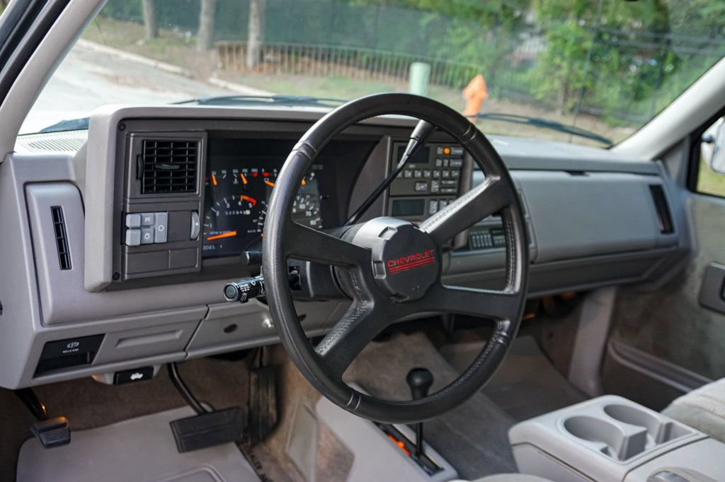 Used 1992 Chevrolet Silverado 1500 4x4 Regular Cab image 41
