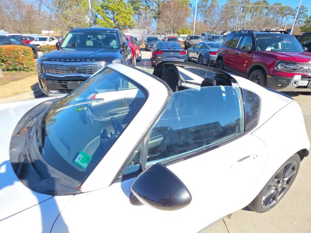 Used 2017 MAZDA MX-5 Miata RF Club image 13