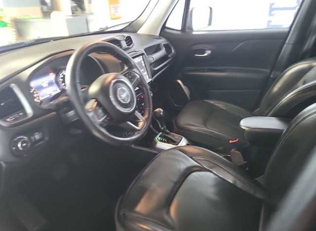 Used 2019 Jeep Renegade Limited w/ UConnect 8.4 Nav Group image 3