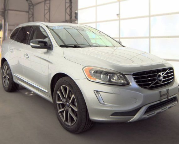 Used 2017 Volvo XC60 T6 Dynamic w/ Climate Package AWD/4WD image 6
