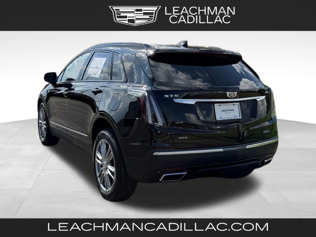 New 2026 Cadillac XT5 Sportv w/ LPO, Floor Liner Package AWD/4WD image 5