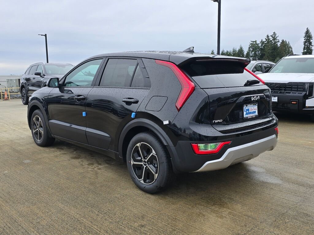New 2026 Kia Niro LX FWD image 3