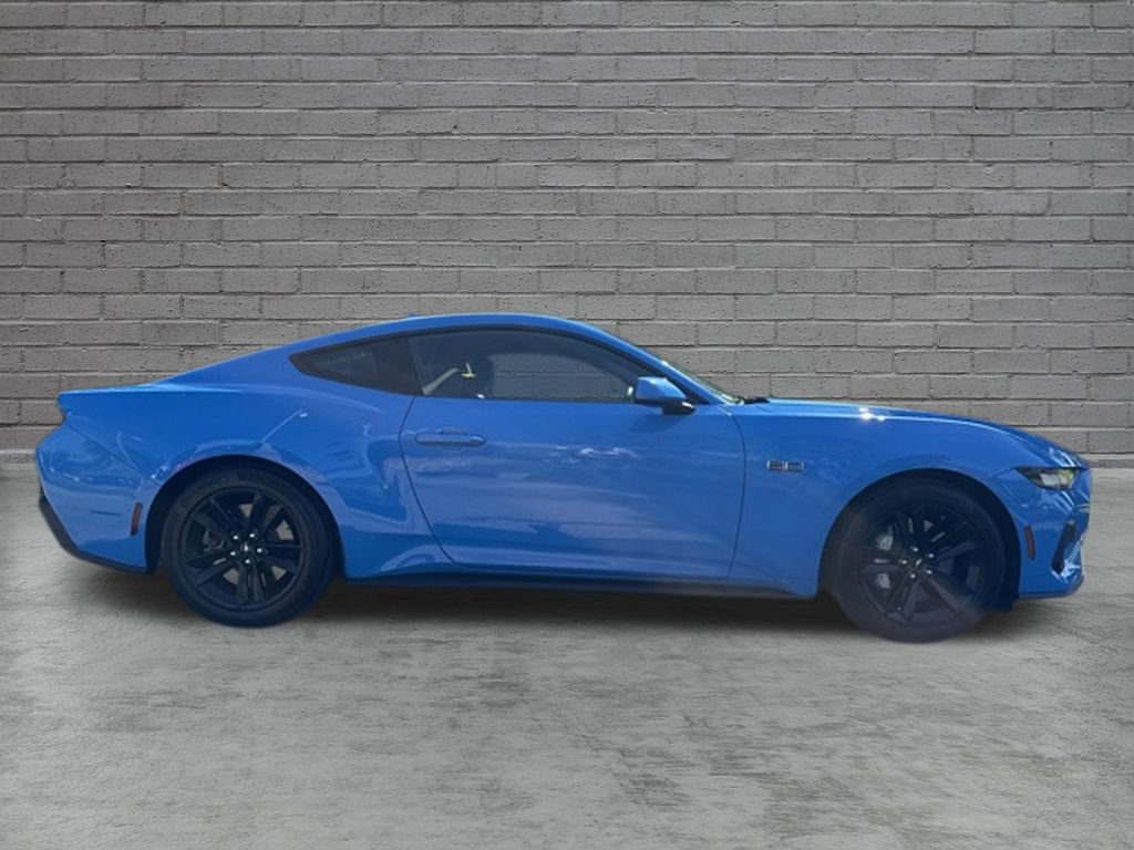 Used 2024 Ford Mustang GT RWD image 9