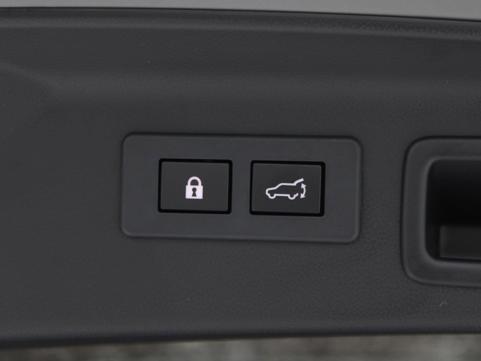 New 2025 Subaru Forester Touring image 2