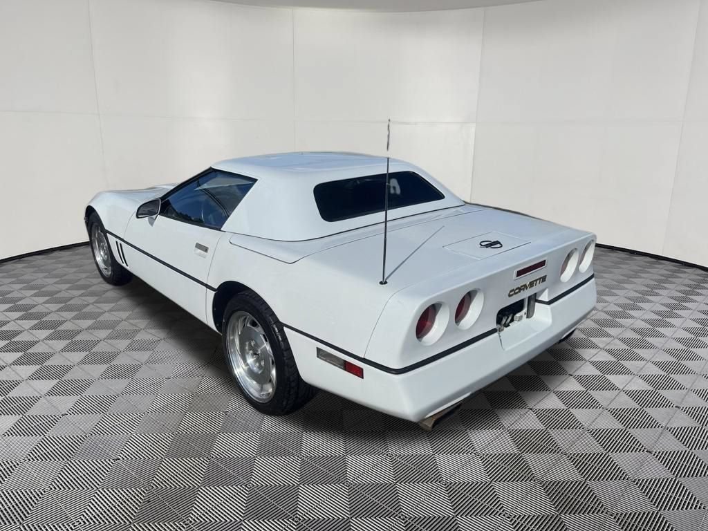 Used 1990 Chevrolet Corvette Convertible RWD image 6