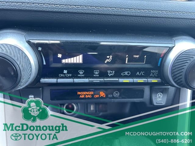 Used 2021 Toyota RAV4 LE AWD/4WD image 13