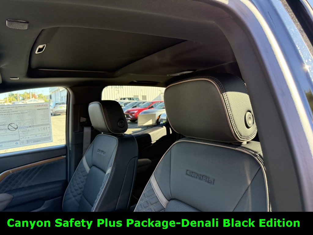 New 2026 GMC Canyon Denali w/ LPO, Denali Black Edition image 10