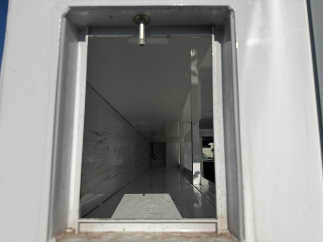 Used 2022 Ford Transit 350 w/ Interior Upgrade Package image 31