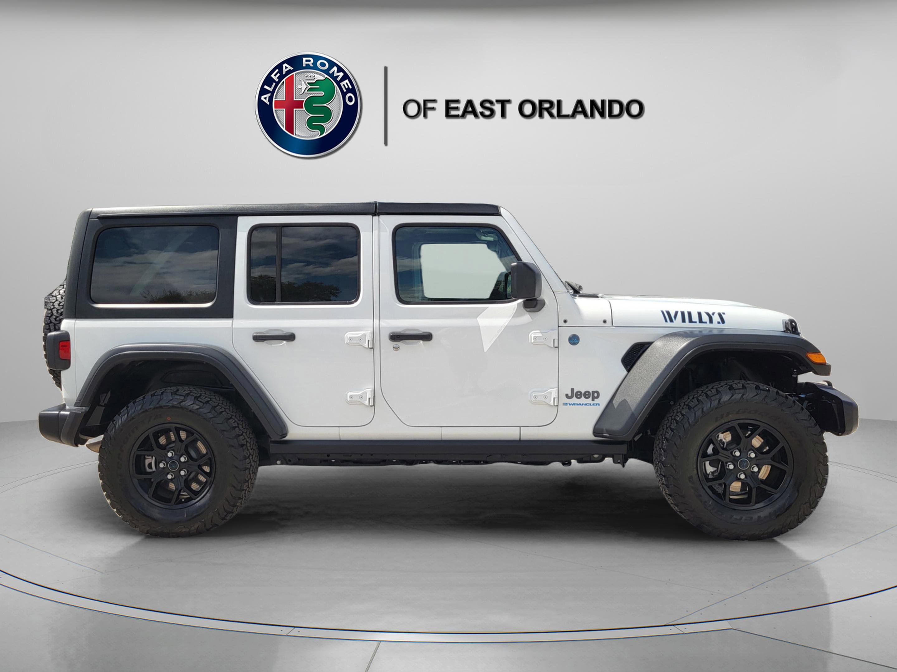 Used 2025 Jeep Wrangler Unlimited Sport S 4xe image 8