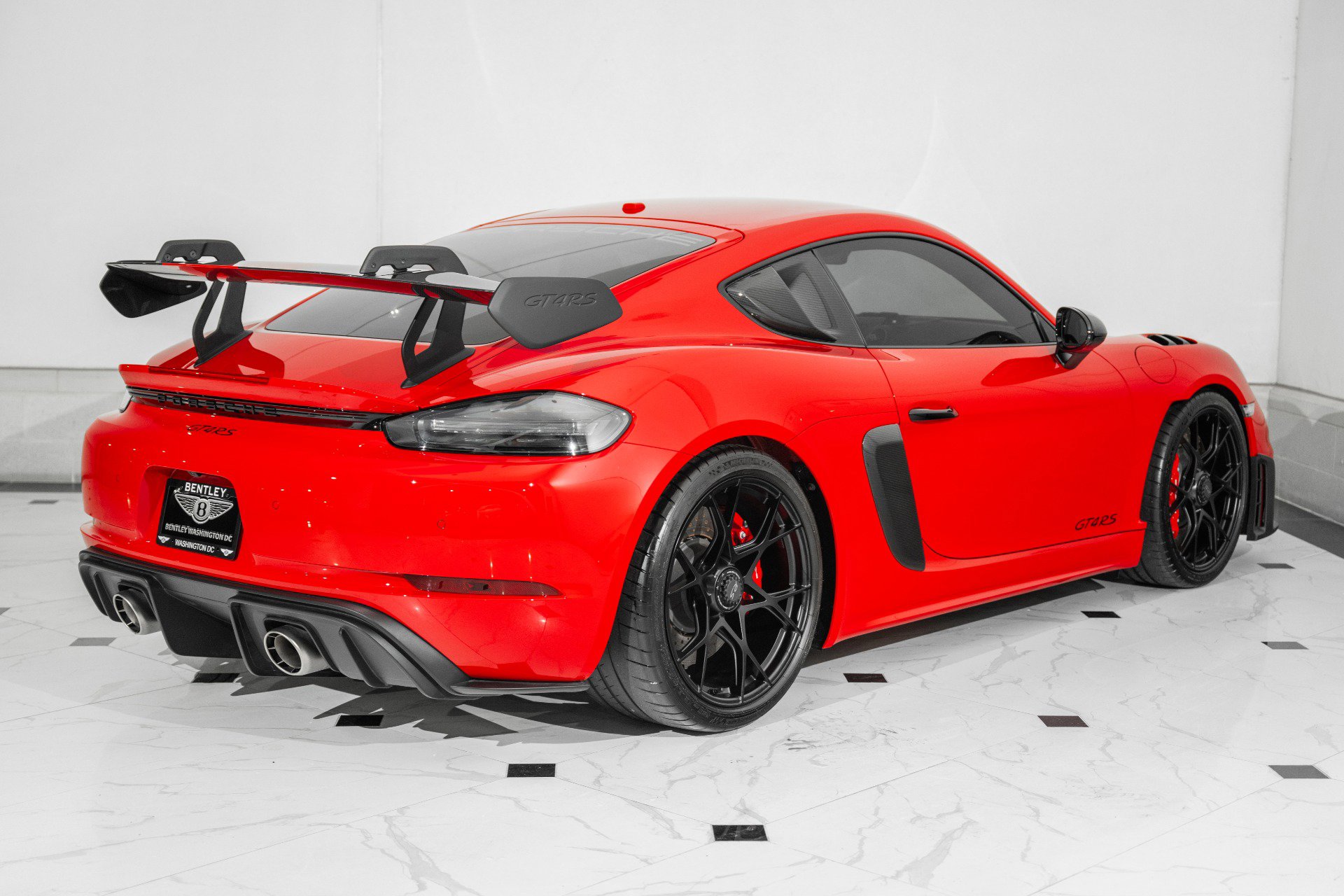 Used 2024 Porsche 718 Cayman GT4 RS image 9
