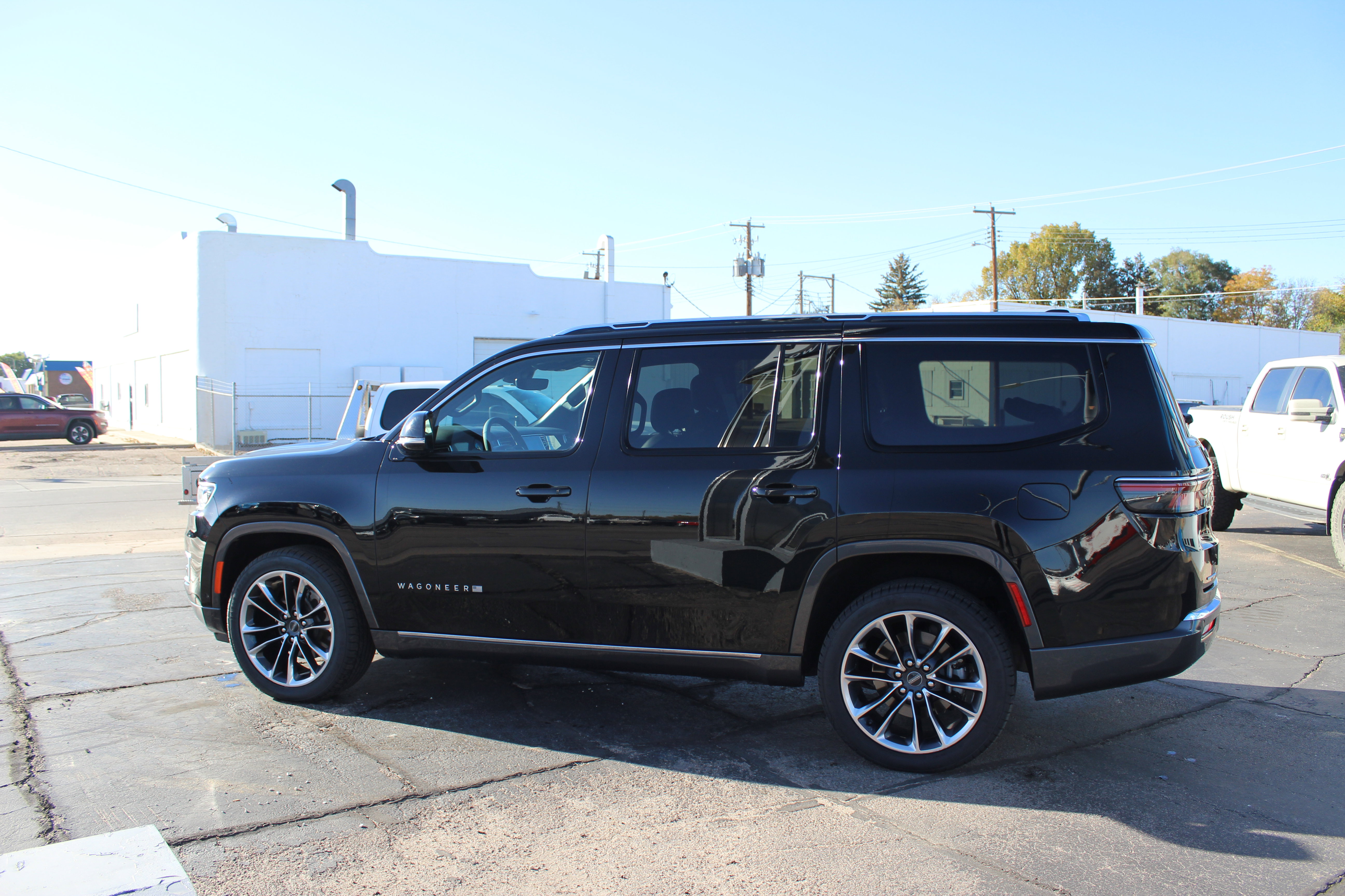 Used 2022 Jeep Wagoneer Series III w/ Premium Group I image 7