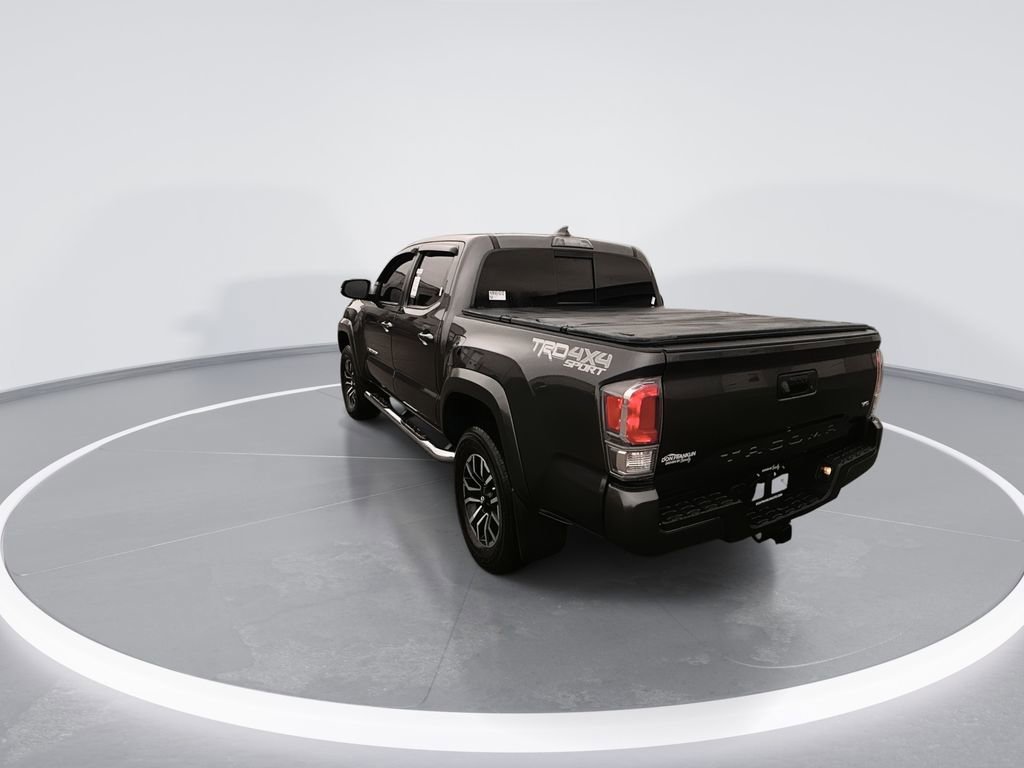 Used 2022 Toyota Tacoma TRD Sport AWD/4WD image 6