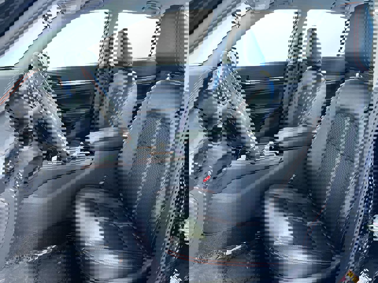 Used 2025 Nissan Altima 2.5 SR image 11