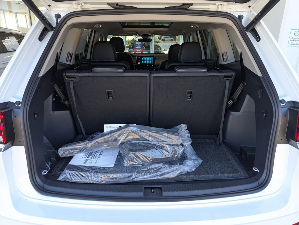 New 2026 Volkswagen Atlas SE image 33