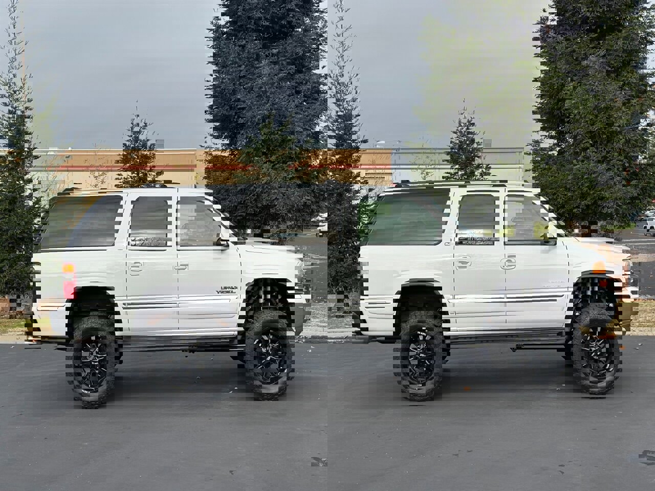 Used 2002 GMC Yukon XL 2500 SLT image 5