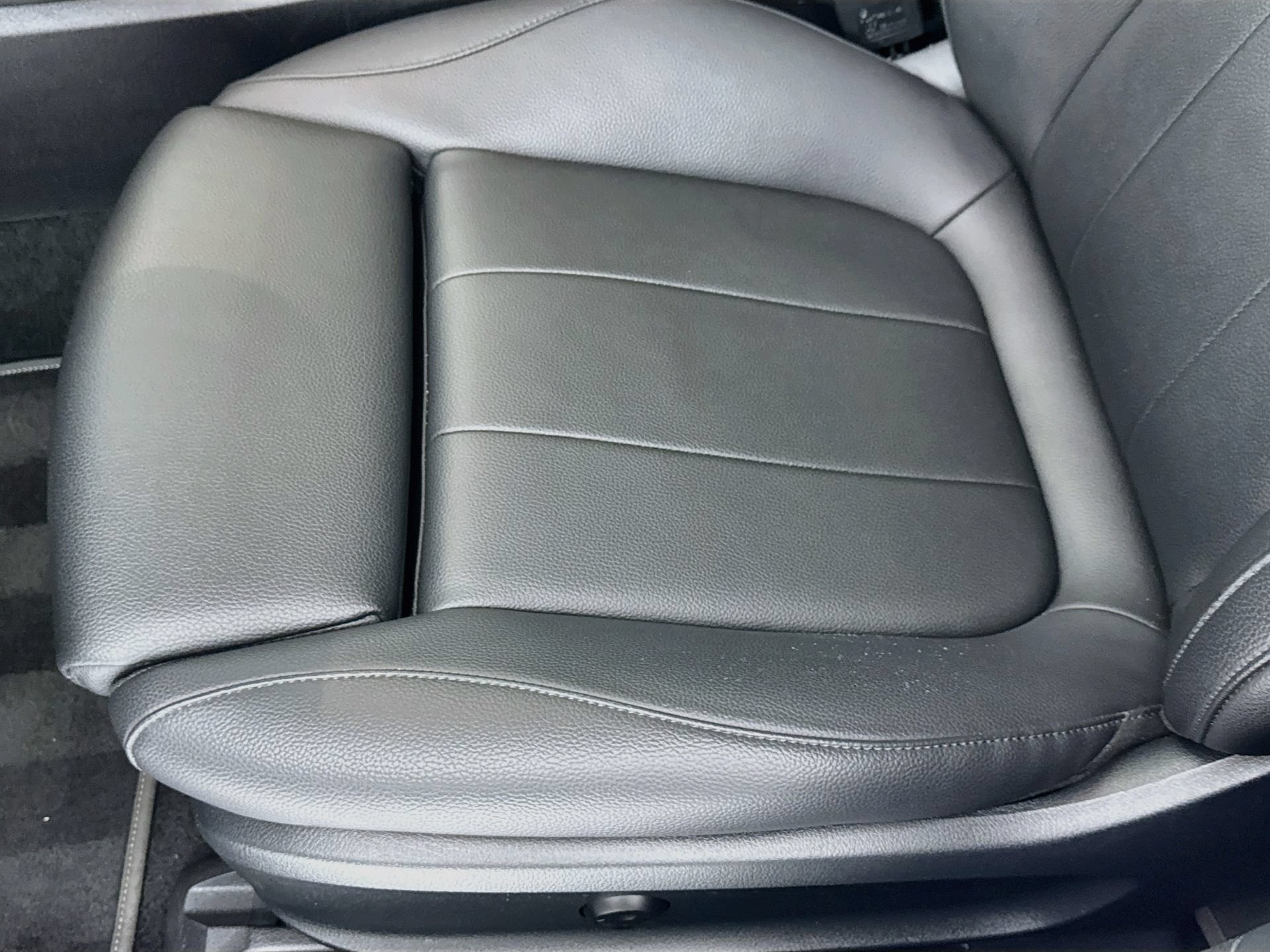 Used 2021 Mercedes-Benz A 220 image 19