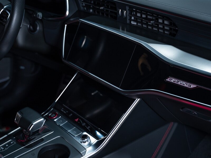 Used 2022 Audi RS 6 AWD/4WD image 59