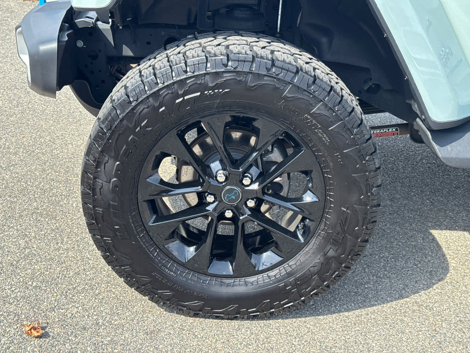 Used 2024 Jeep Wrangler Sahara w/ Technology Group image 10