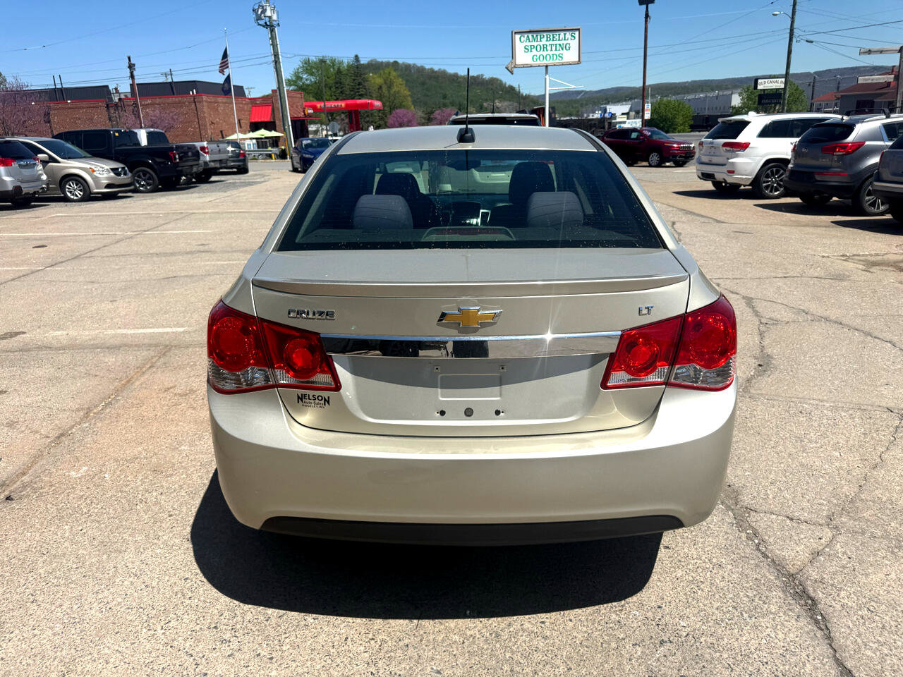 Used 2015 Chevrolet Cruze LT image 8
