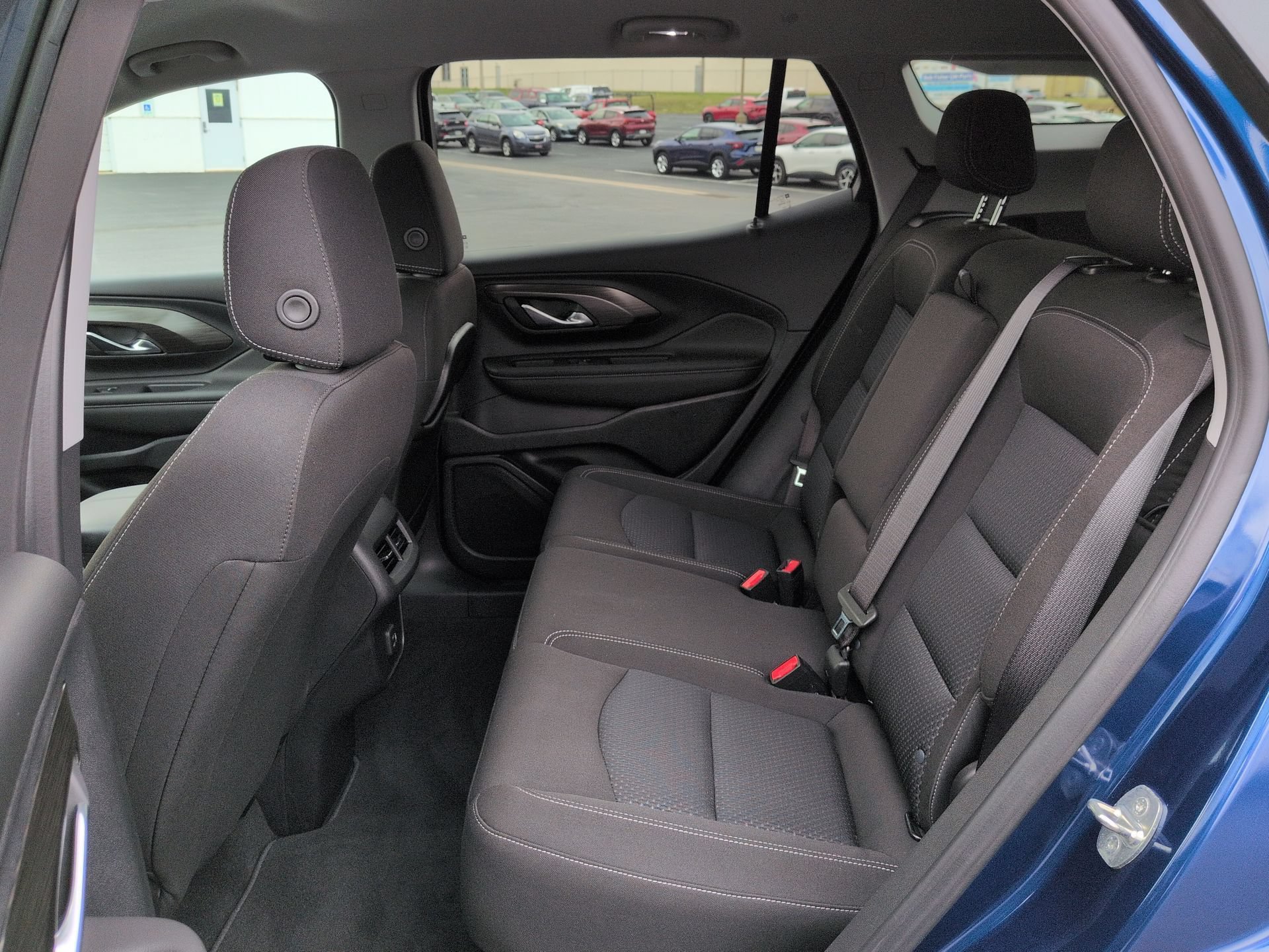 Certified 2022 GMC Terrain SLE w/ Driver Convenience Package AWD/4WD image 25