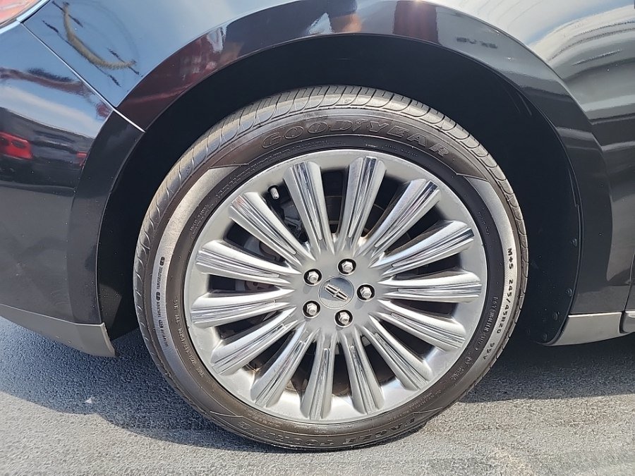 Used 2014 Lincoln MKS w/ Equipment Group 101A FWD image 11
