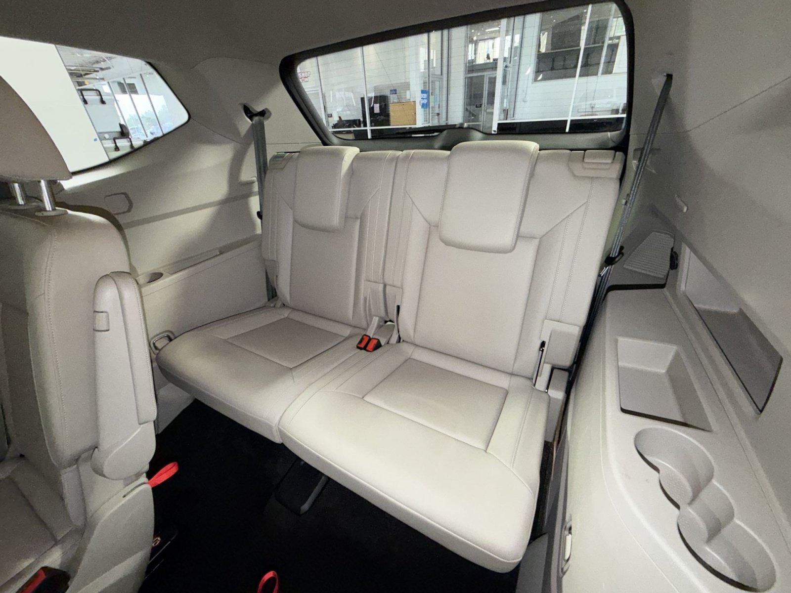 Used 2019 Volkswagen Atlas SEL R-Line AWD/4WD image 24