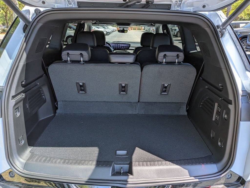 New 2026 Buick Enclave Sport Touring w/ Super Cruise Package FWD image 13