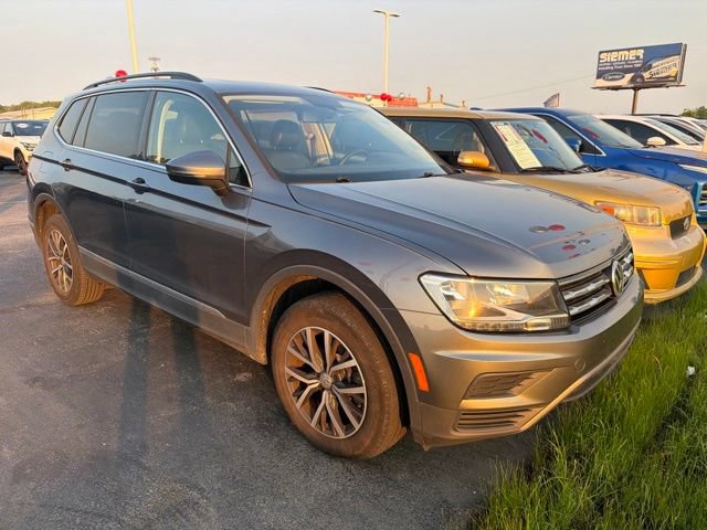 Used 2020 Volkswagen Tiguan SE w/ Panoramic Sunroof Package AWD/4WD image 1
