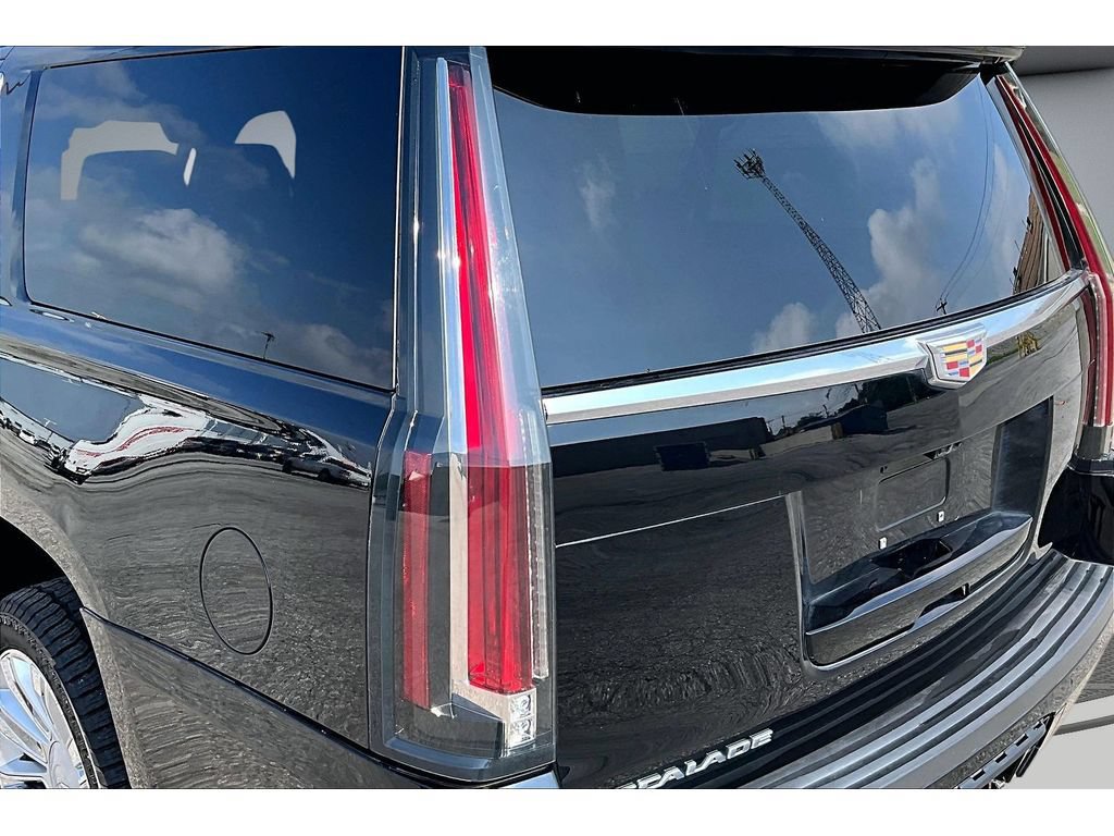 Used 2019 Cadillac Escalade ESV Platinum AWD/4WD image 37