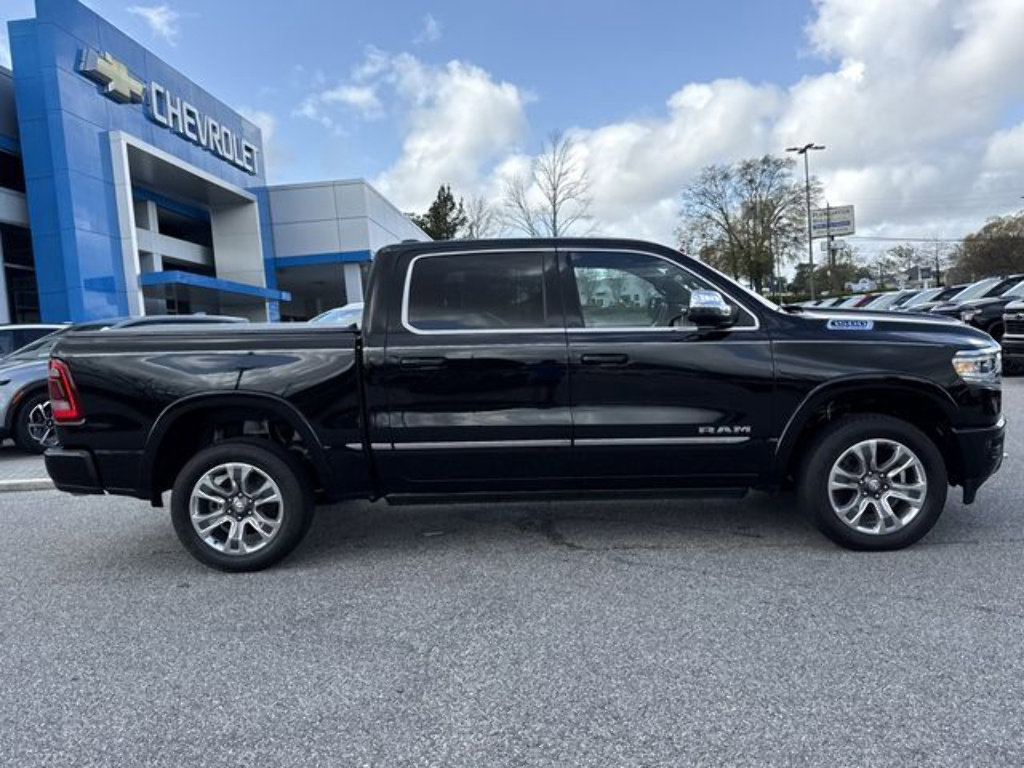 Used 2023 RAM 1500 Limited w/ Body Color Bumper Group AWD/4WD image 2