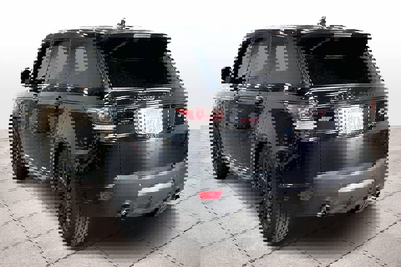 Used 2017 Land Rover Range Rover Sport HSE Dynamic image 14