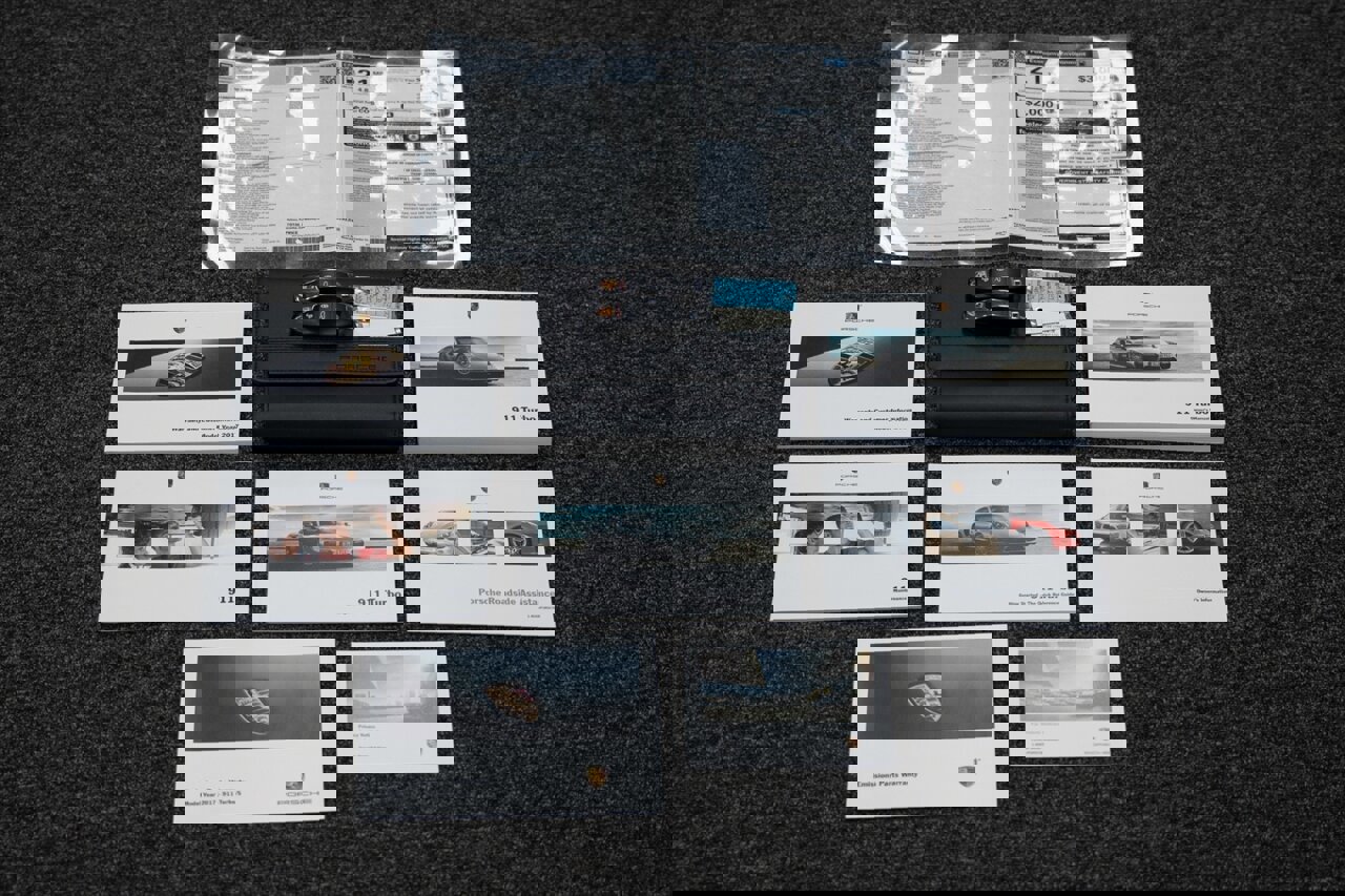 Used 2017 Porsche 911 Turbo S image 27