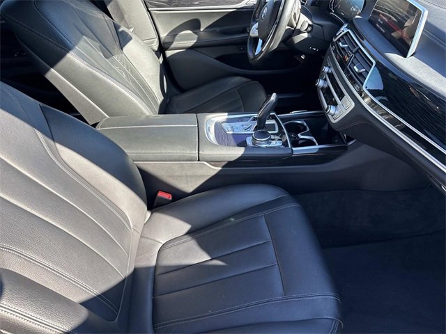 Used 2019 BMW 740i xDrive image 22