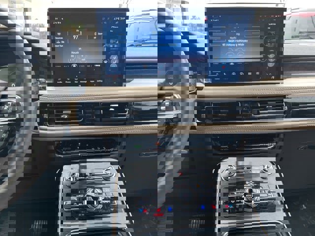 Used 2022 Lincoln Nautilus Reserve w/ Cargo Utility Package image 32