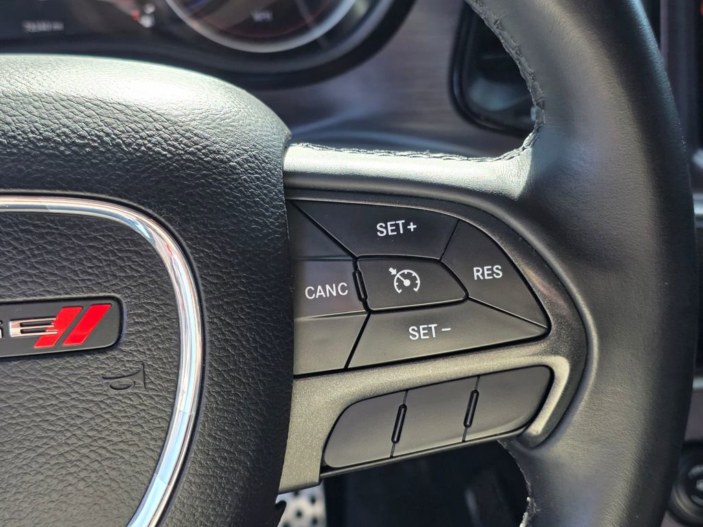 Used 2015 Dodge Challenger R/T w/ Quick Order Package 22B R/T image 17