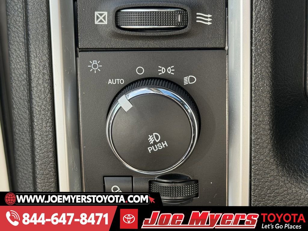 Used 2016 RAM 1500 Big Horn image 24