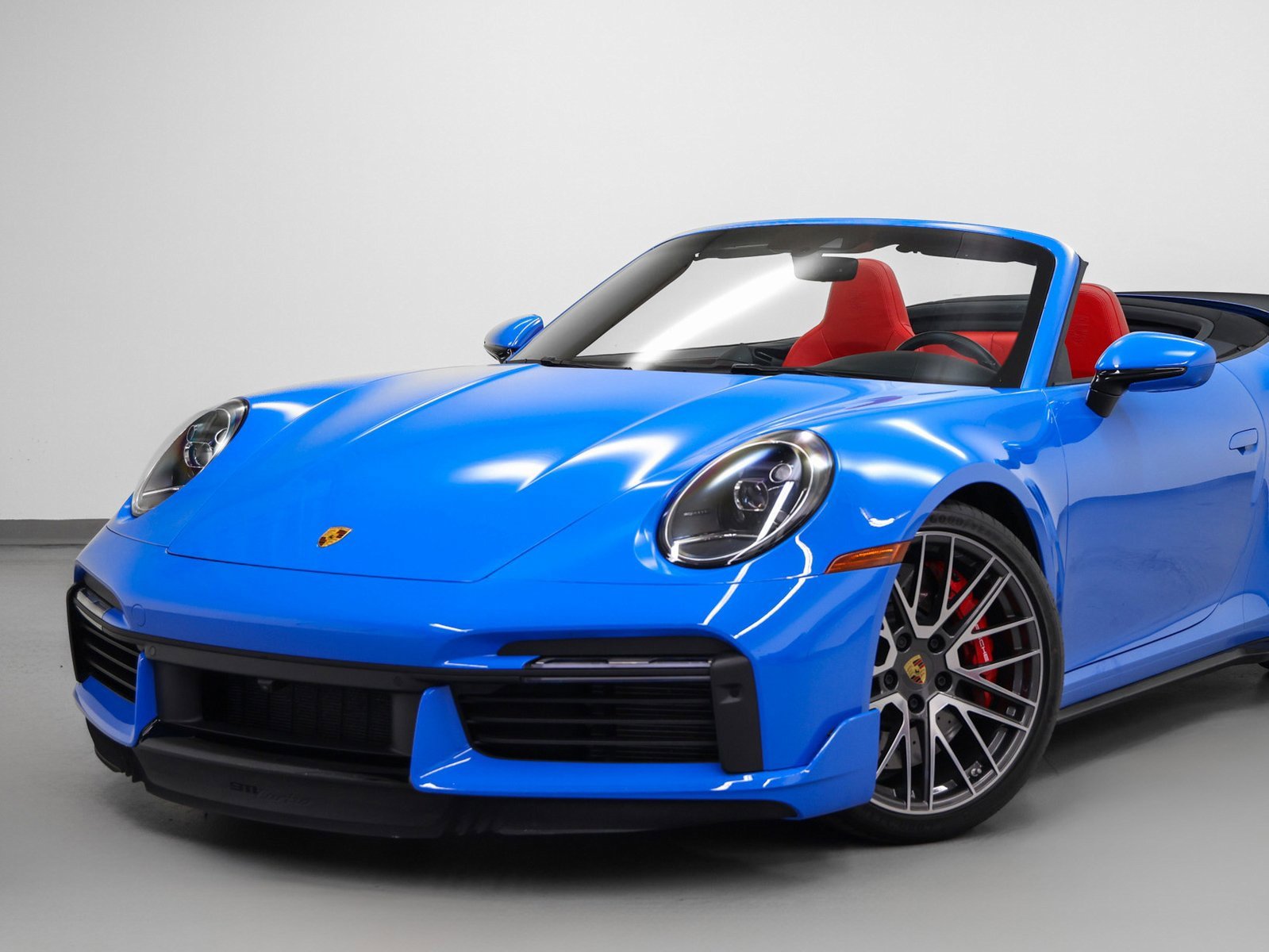 Used 2023 Porsche 911 Turbo image 7